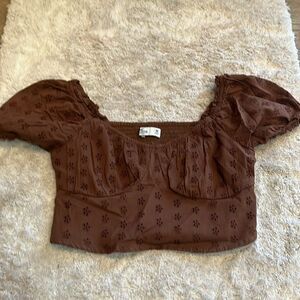 Hollister cropped chocolate brown top.  Size M.